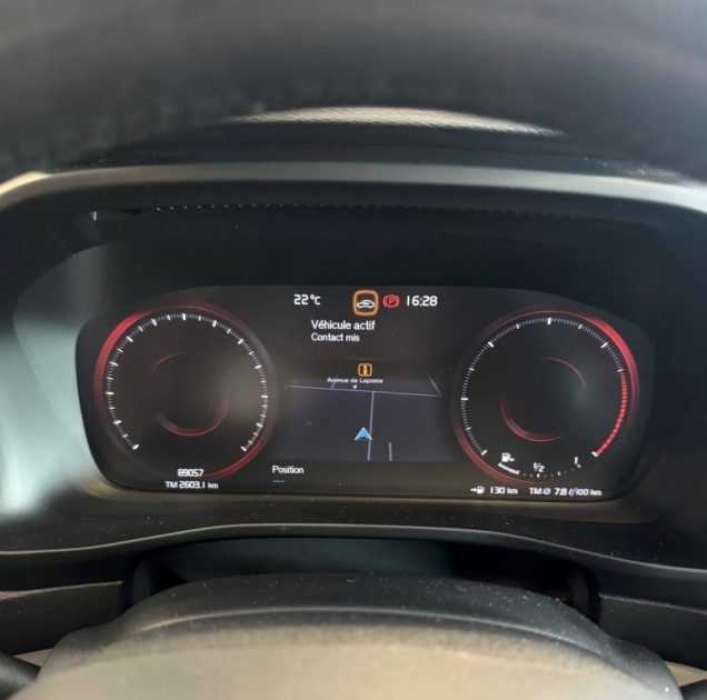 VOLVO XC 40 2019 D4 AWD 190ch R-Design Geartronic 8