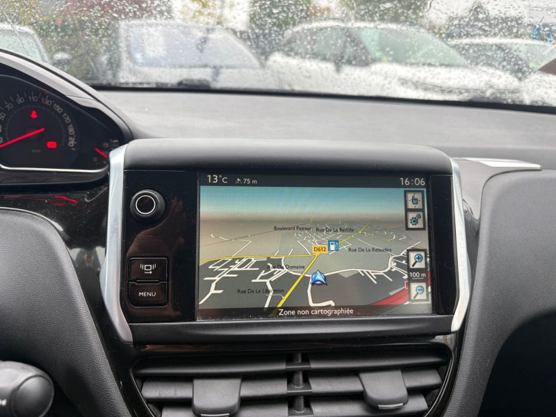 PEUGEOT 208 1.2 VTI ALLURE 5P 2014