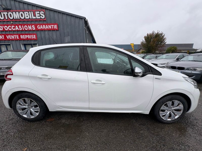 PEUGEOT 208 1.2 VTI ALLURE 5P 2014