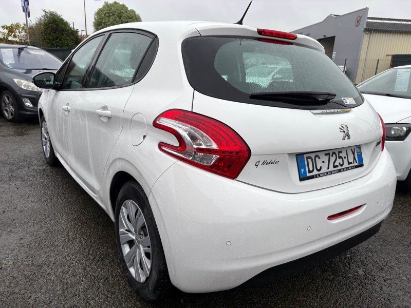 PEUGEOT 208 1.2 VTI ALLURE 5P 2014