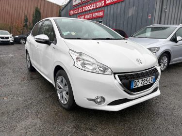 PEUGEOT 208 1.2 VTI ALLURE 5P 2014