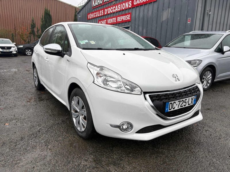 PEUGEOT 208 1.2 VTI ALLURE 5P 2014