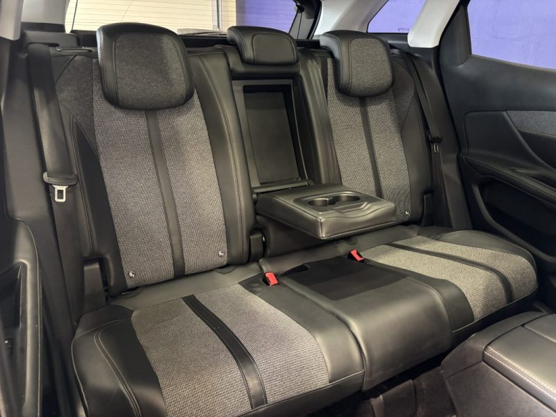 Peugeot 3008 2.0 BLUEHDI 180ch S&S EAT8 Allure - Toit Ouvrant