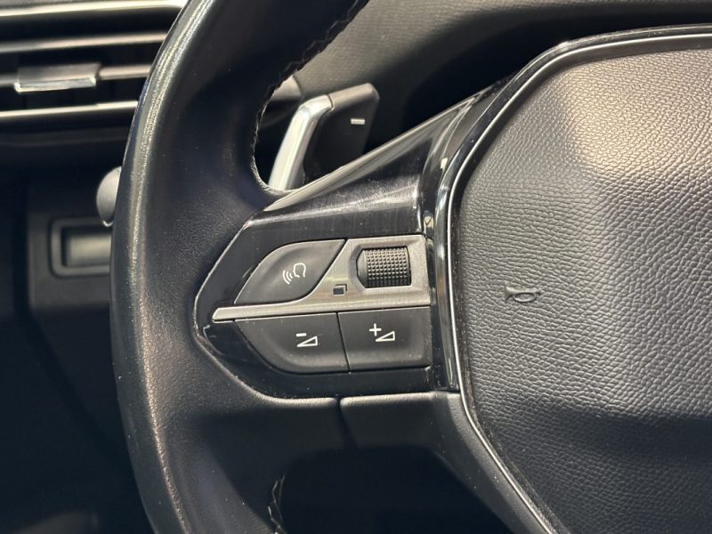 Peugeot 3008 2.0 BLUEHDI 180ch S&S EAT8 Allure - Toit Ouvrant