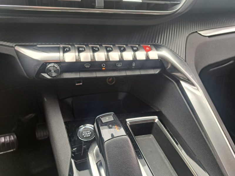 PEUGEOT 3008 HDI 130 CV EAT8 ALLURE PACK VIRTUAL COCKPIT 