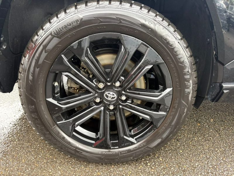 TOYOTA RAV4 2.5 HYBRIDE AWD 4x4 BLACK EDITION TOIT OUVRANT PANORAMIQUE