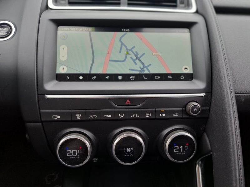 JAGUAR E-PACE 2.0 D 150 CV AWD BVA 4x4 TOIT PANORAMIQUE