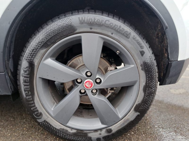 JAGUAR E-PACE 2.0 D 150 CV AWD BVA 4x4 TOIT PANORAMIQUE