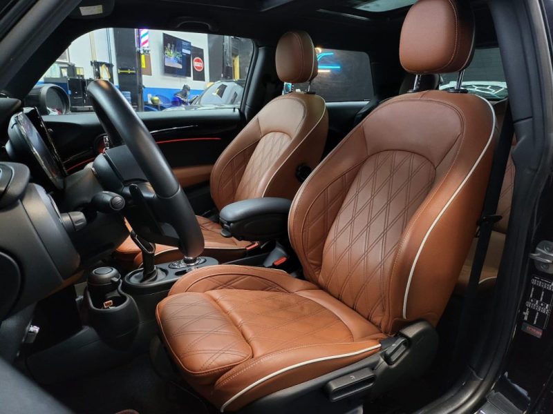 MINI COOPER JOHN COOPER WORKS 2.0i JCW 213 ch