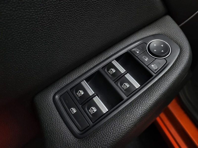 RENAULT CLIO 1.0 TCe INTENS 90 cv 