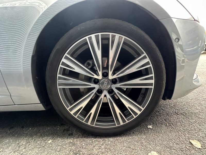 AUDI A6  40 TDI 204CH S TRONIC 7 TOIT OUVRANT / BANG & OLUFSEN / VIRTUAL COCKPIT 