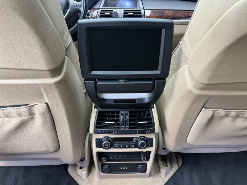 BMW X5 V8 4.8L 355cv - SUIVI COMPLET BMW / VÉHICULE FRANÇAIS  