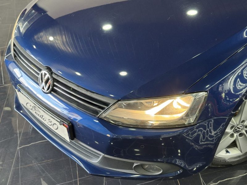 VOLKSWAGEN JETTA 1.6 TDI 105CH FAP TRENDLINE 