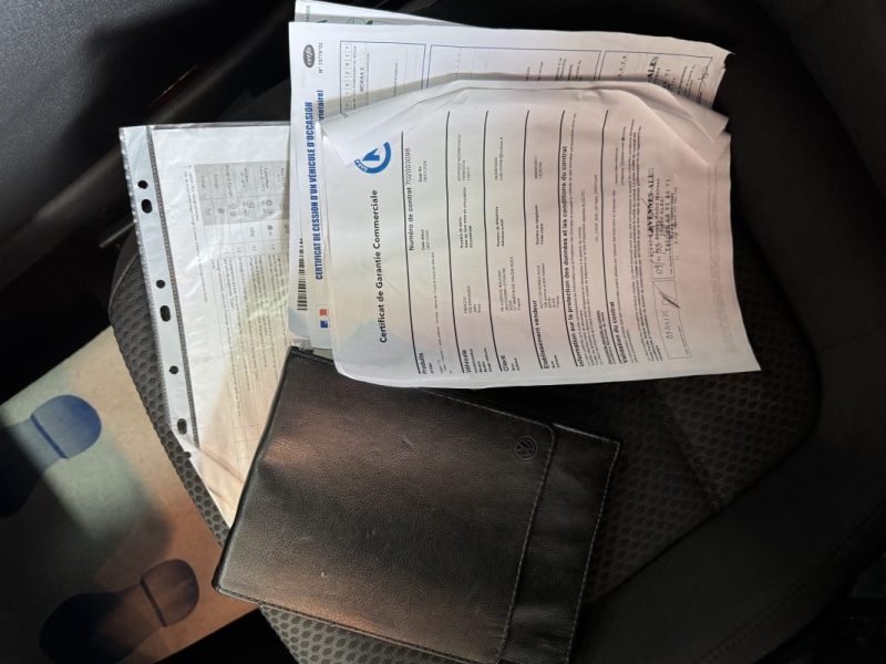 VOLKSWAGEN JETTA 1.6 TDI 105CH FAP TRENDLINE 