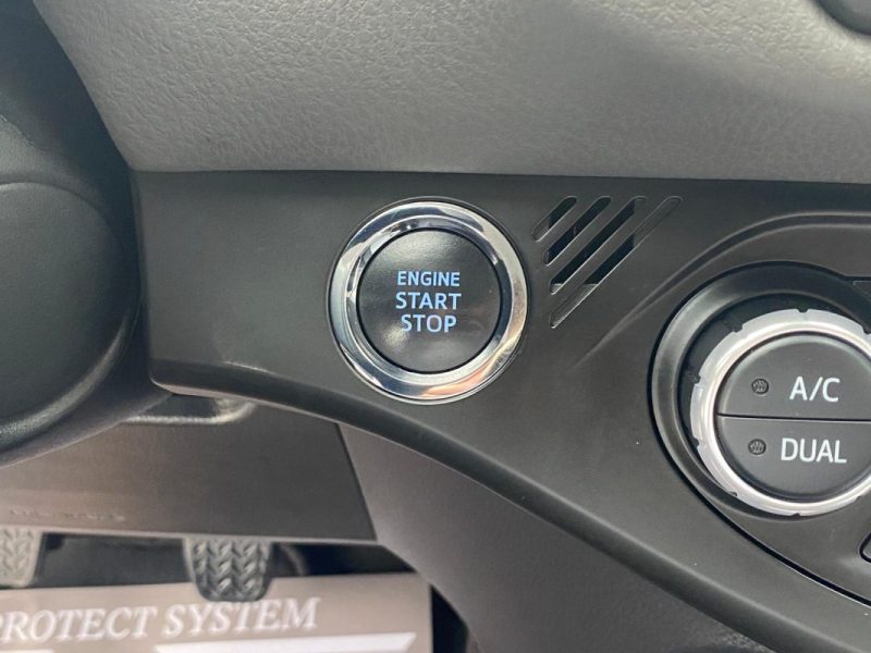 TOYOTA YARIS 70 VVT-I ULTIMATE 5P 🚗 - Caméra de recul 📸  - Reprise possible  ✅ - Garantie 6 mois 