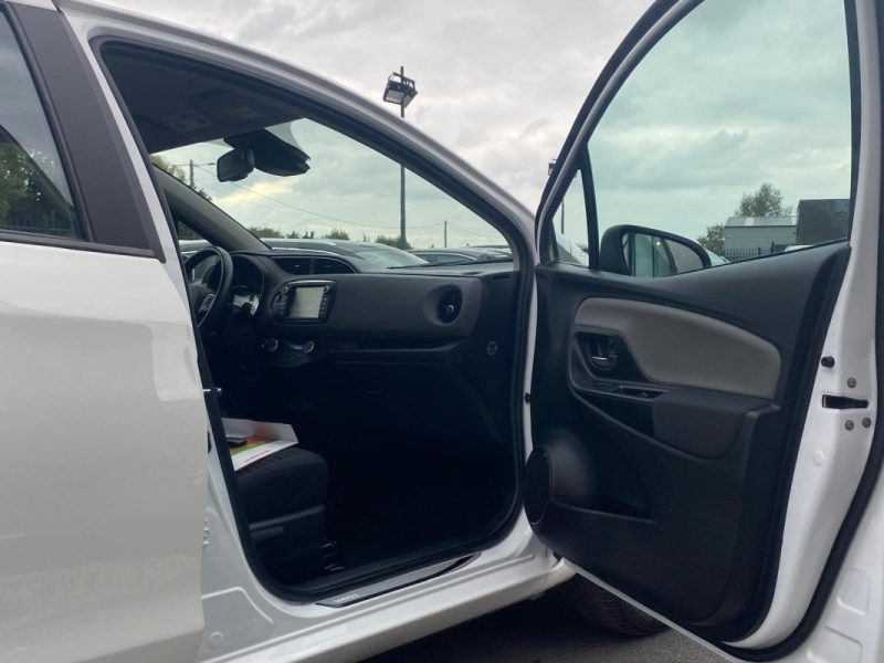 TOYOTA YARIS 70 VVT-I ULTIMATE 5P 🚗 - Caméra de recul 📸  - Reprise possible  ✅ - Garantie 6 mois 