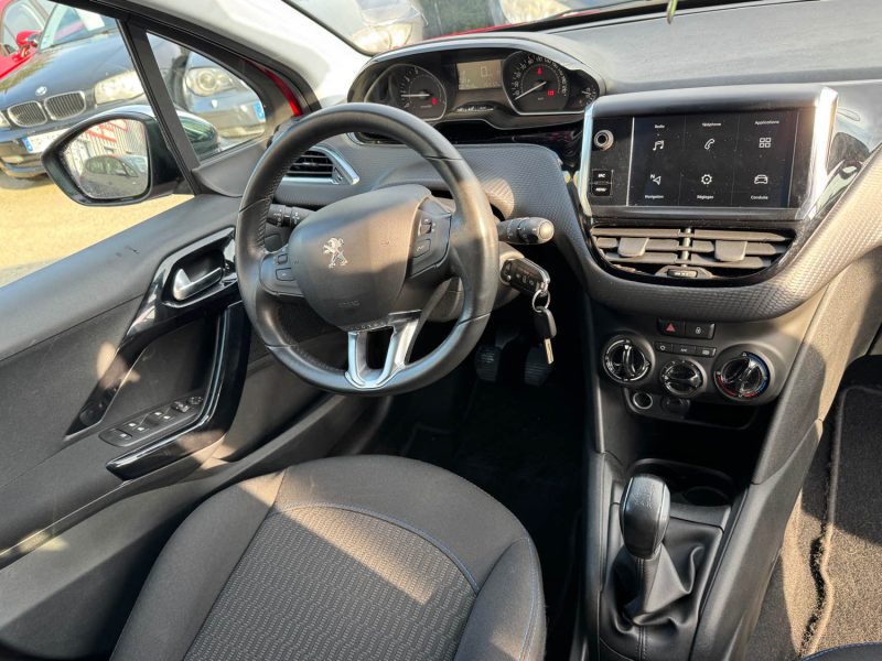 PEUGEOT 208 1.2 VTI 83 SIGNATURE 2019
