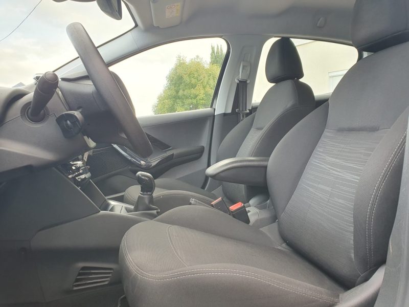 PEUGEOT 208 1.6L BlueHDI 75CH *PREMIUM Pack* / Révisée&Garantie 