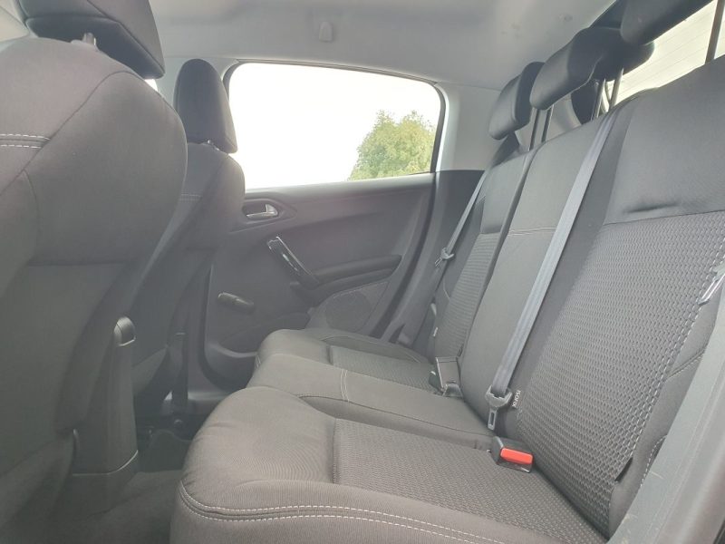PEUGEOT 208 1.6L BlueHDI 75CH *PREMIUM Pack* / Révisée&Garantie 