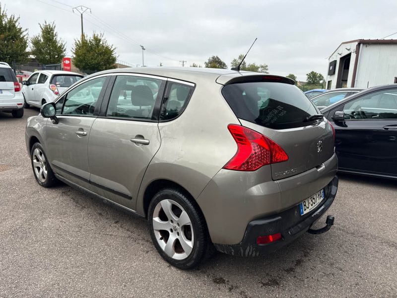 PEUGEOT 3008 1.6 HDI112 CONFORT PACK 