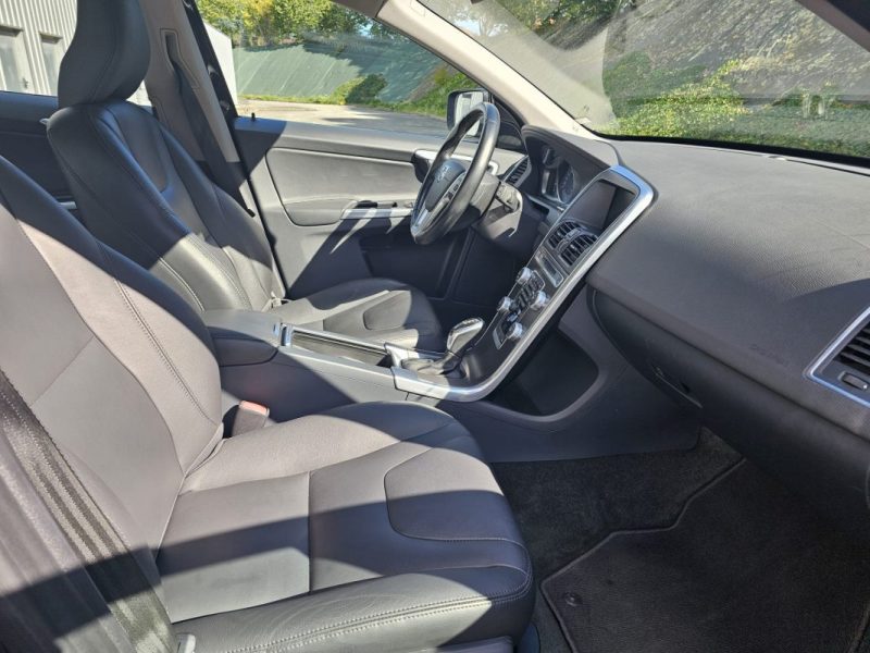 VOLVO XC60 D4 190CH MOMENTUM GEARTRONIC 2014