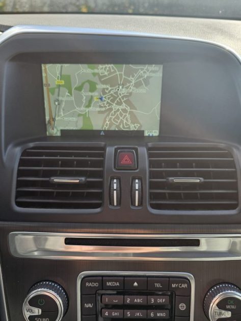 VOLVO XC60 D4 190CH MOMENTUM GEARTRONIC 2014