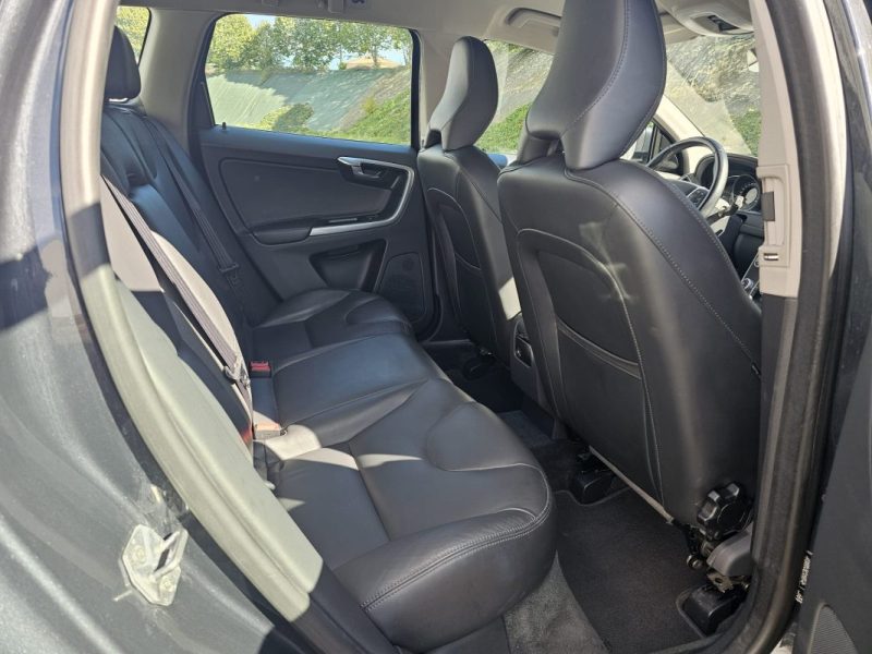 VOLVO XC60 D4 190CH MOMENTUM GEARTRONIC 2014