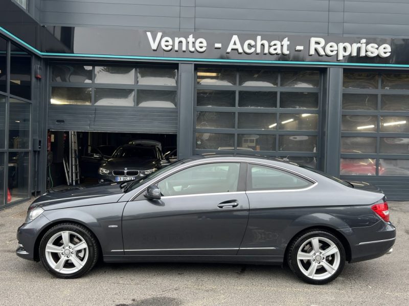 MERCEDES CLASSE C III PHASE 2 COUPE 220 D 2.2 170 Cv BOITE AUTO 7 / GPS CRIT AIR 2 - GARANTIE 1 AN