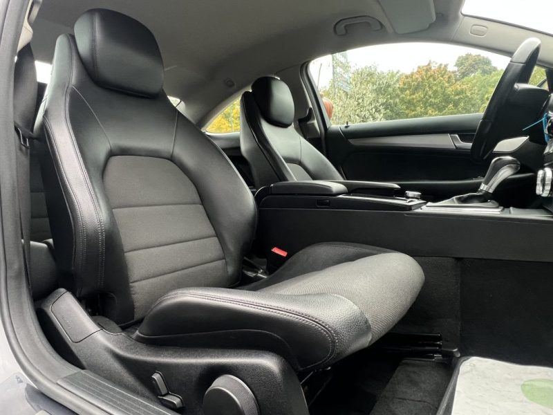 MERCEDES CLASSE C III PHASE 2 COUPE 220 D 2.2 170 Cv BOITE AUTO 7 / GPS CRIT AIR 2 - GARANTIE 1 AN