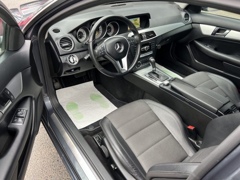 MERCEDES CLASSE C III PHASE 2 COUPE 220 D 2.2 170 Cv BOITE AUTO 7 / GPS CRIT AIR 2 - GARANTIE 1 AN
