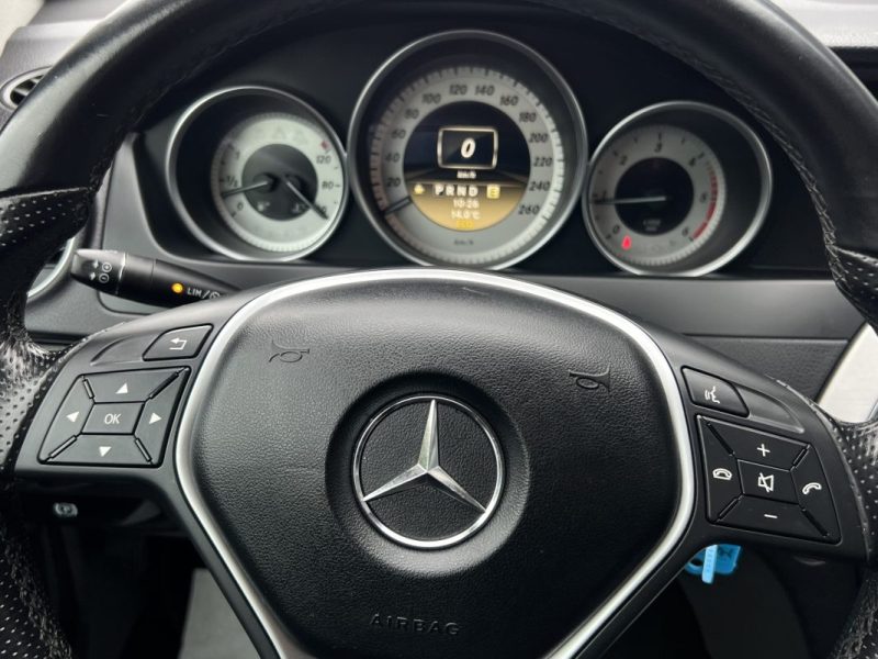 MERCEDES CLASSE C III PHASE 2 COUPE 220 D 2.2 170 Cv BOITE AUTO 7 / GPS CRIT AIR 2 - GARANTIE 1 AN