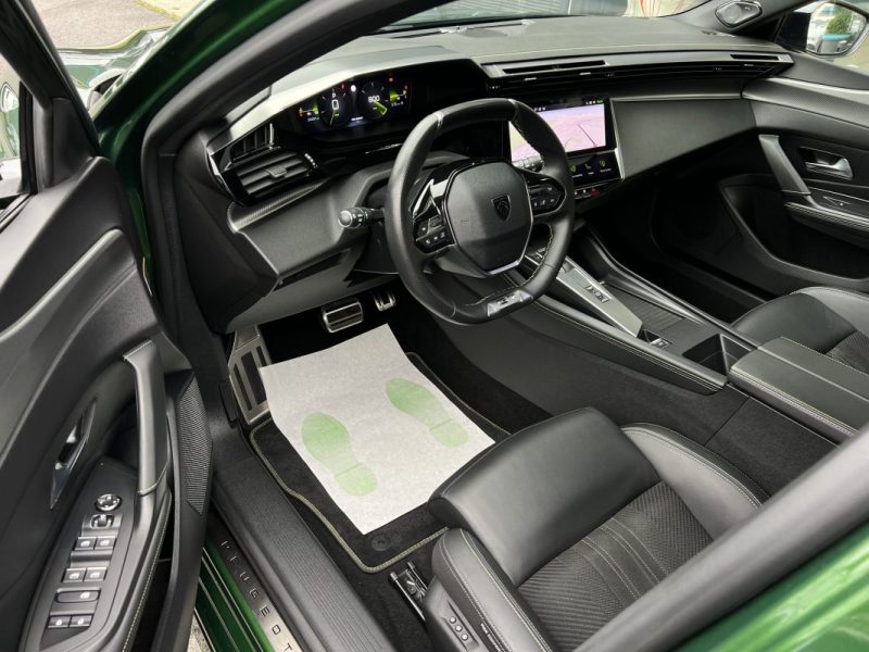 PEUGEOT 308 III GT 1.2 130 Cv ETA8 COCKPIT 3D APPLE CARPLAY & ANDROID CRIT AIR 1  - GARANTIE 1 AN