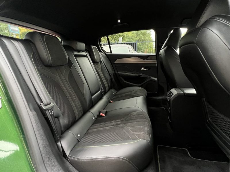 PEUGEOT 308 III GT 1.2 130 Cv ETA8 COCKPIT 3D APPLE CARPLAY & ANDROID CRIT AIR 1  - GARANTIE 1 AN