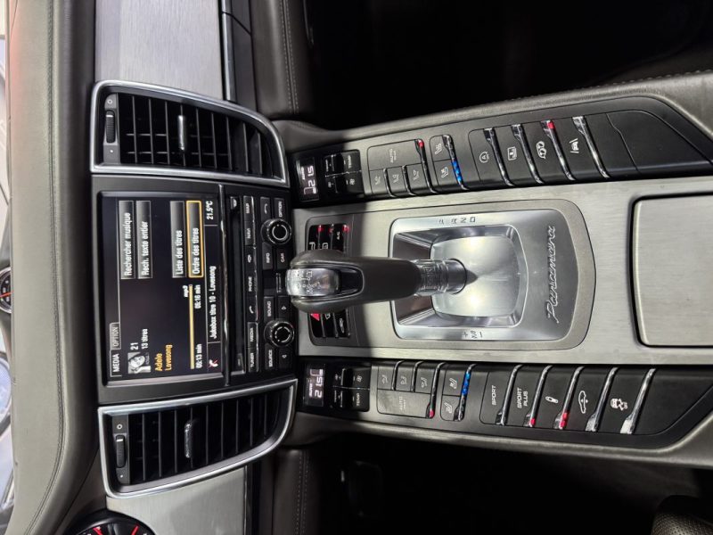 PORSCHE PANAMERA 4S 420cv