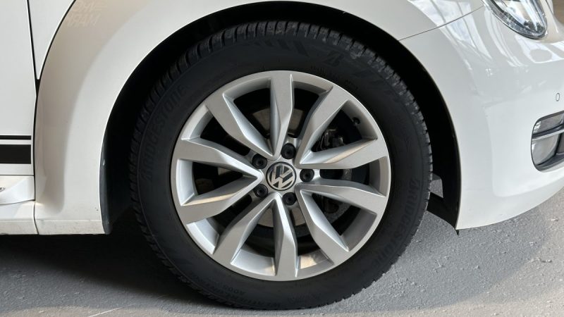 Volkswagen New Beetle Coccinelle 1.6 TDI 135ch - Configuration Showroom - Système son Fender