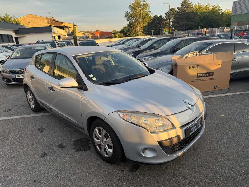 RENAULT MEGANE 3 1.5 DCI 85CH  AUTHENTIQUE GARANTIE 