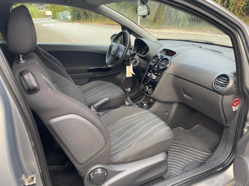 OPEL CORSA 1.3 CDTI 75CH GHIA