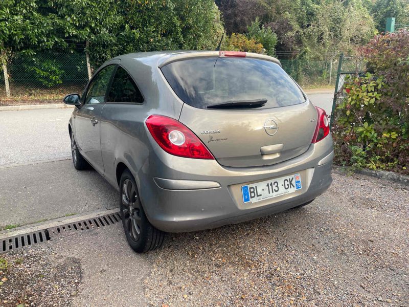 OPEL CORSA 1.3 CDTI 75CH GHIA