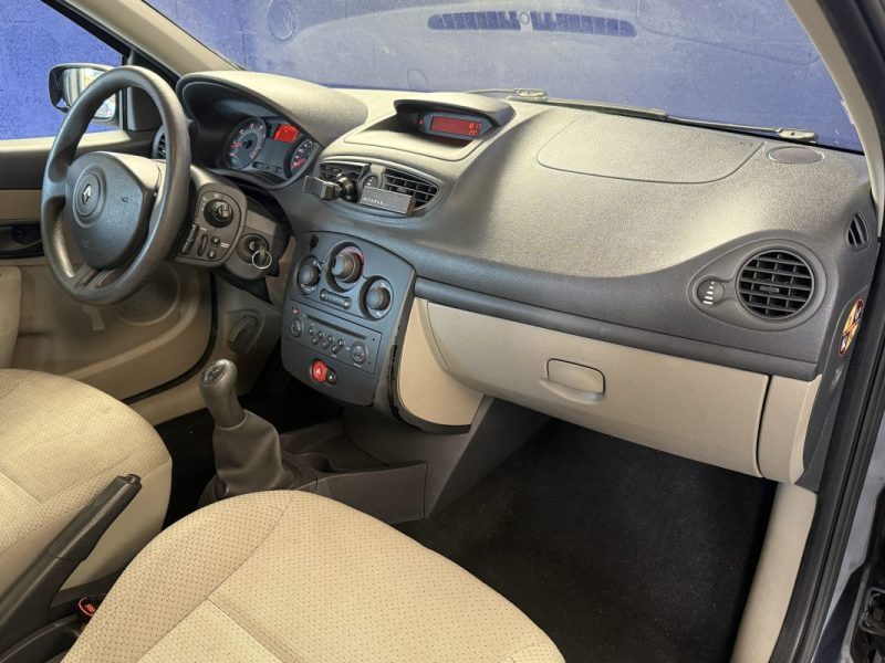 RENAULT CLIO 3  1.2 75 CONFORT DYNAMIQUE