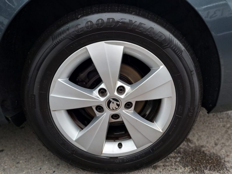 SKODA OCTAVIA 2.0 TDI 116CH AMBITION GPS DEMARRAGE SANS CLEF 