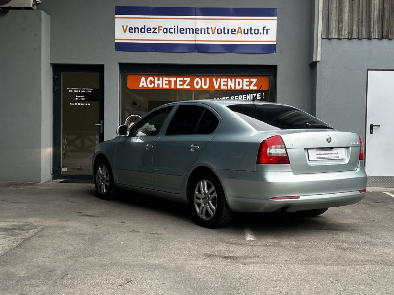 SKODA OCTAVIA 1.6 TDI 105CV CARPLAY CAMÉRA DE RECUL