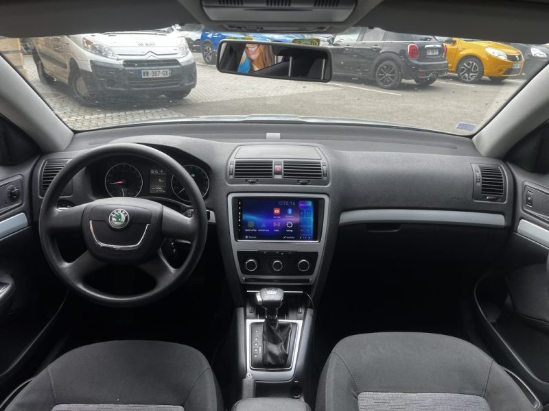 SKODA OCTAVIA 1.6 TDI 105CV CARPLAY CAMÉRA DE RECUL