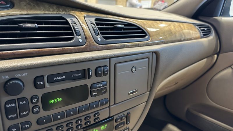 Jaguar S-Type 3.0 V6 238ch Executive - Toit ouvrant - Suivi Complet Jaguar