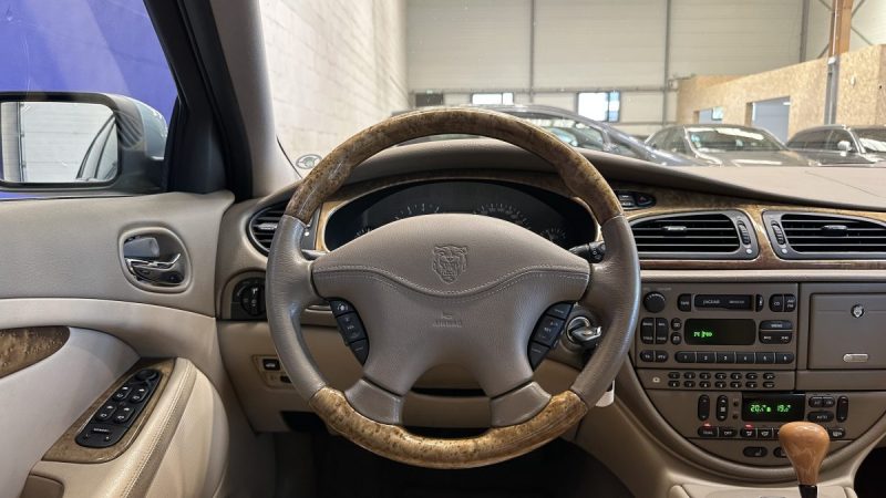 Jaguar S-Type 3.0 V6 238ch Executive - Toit ouvrant - Suivi Complet Jaguar