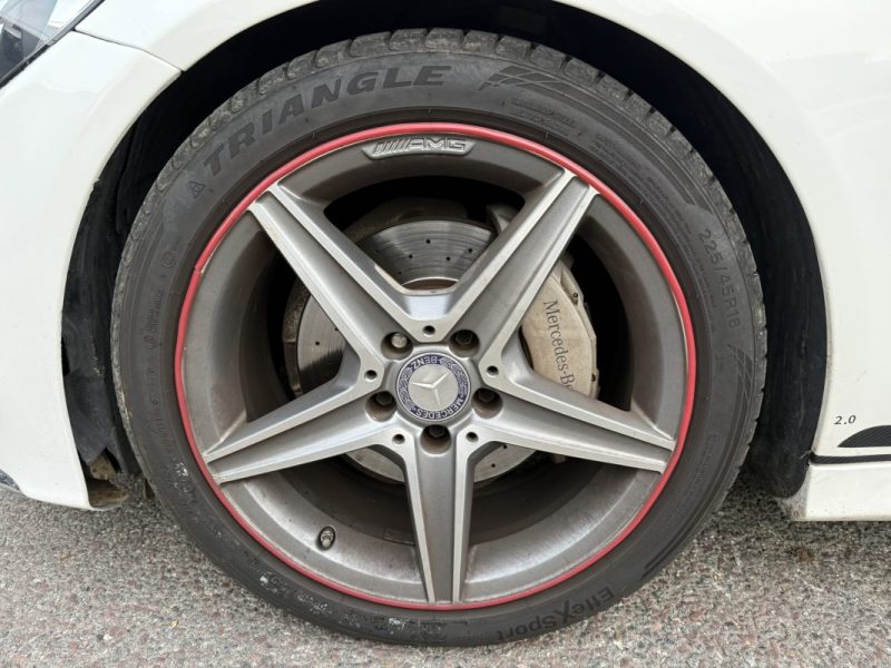 MERCEDES CLASSE C 180 1.6 CDI 116cv AMGLINE 