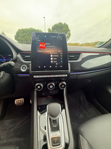 RENAULT ARKANA  1.6 E-TECH HYBRID 145 RSLINE - SUIVI RENAULT - ETAT NEUF - PREMIERE MAIN  