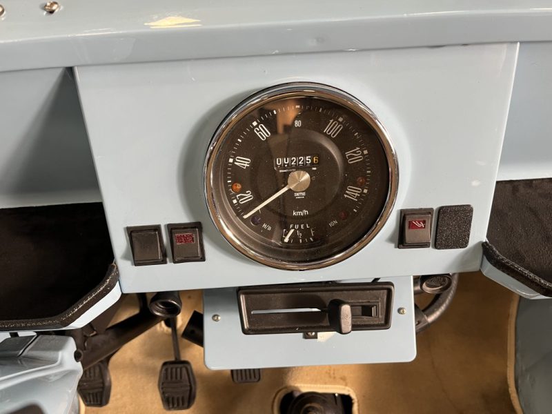 AUSTIN MOKE  4 places - 1967