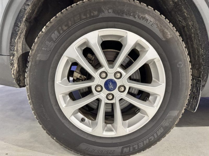 FORD KUGA 2.5 DURATEC 190 CH FLEXIFUEL FHEV E85 TITANIUM / 1 ERE MAIN / SUIVI COMPLET FORD