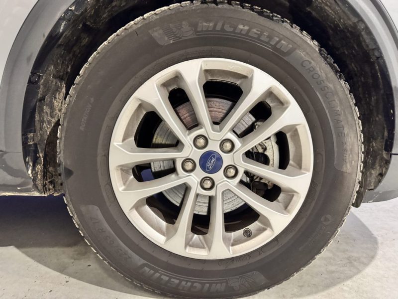 FORD KUGA 2.5 DURATEC 190 CH FLEXIFUEL FHEV E85 TITANIUM / 1 ERE MAIN / SUIVI COMPLET FORD