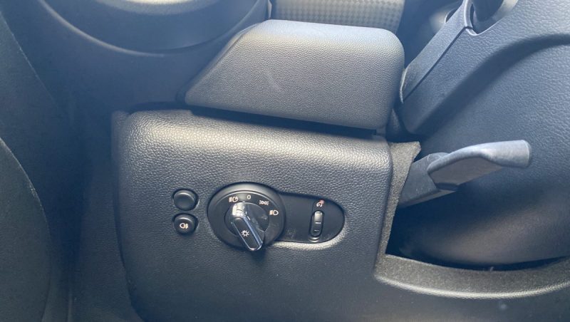 MINI COOPER 1.5 L 136 ch BlackFriars BVA, Toit ouvrant